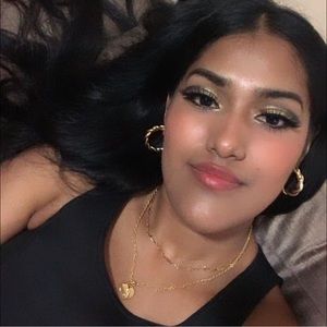 Meet your Posher, Karol